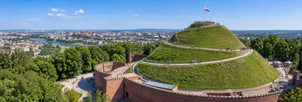 Krakus Mound overlooking Kraków with the Vistula River and city skyline
