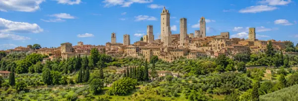 San Gimignano, Italy medieval hill town with iconic stone towers and Tuscan countryside