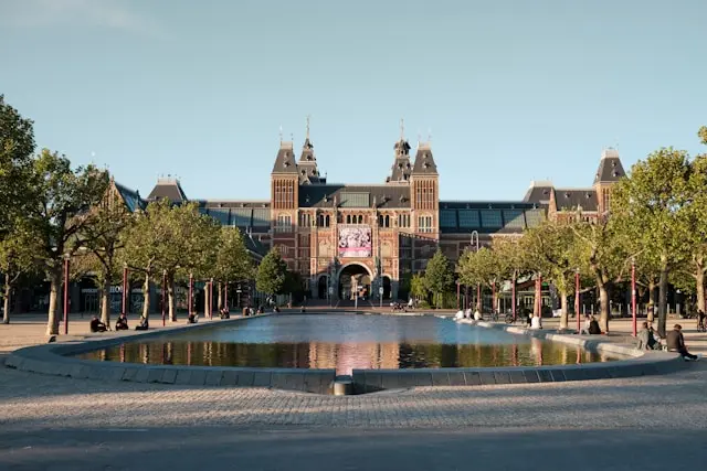 Rijksmuseum overlooking a reflecting pool in Amsterdam