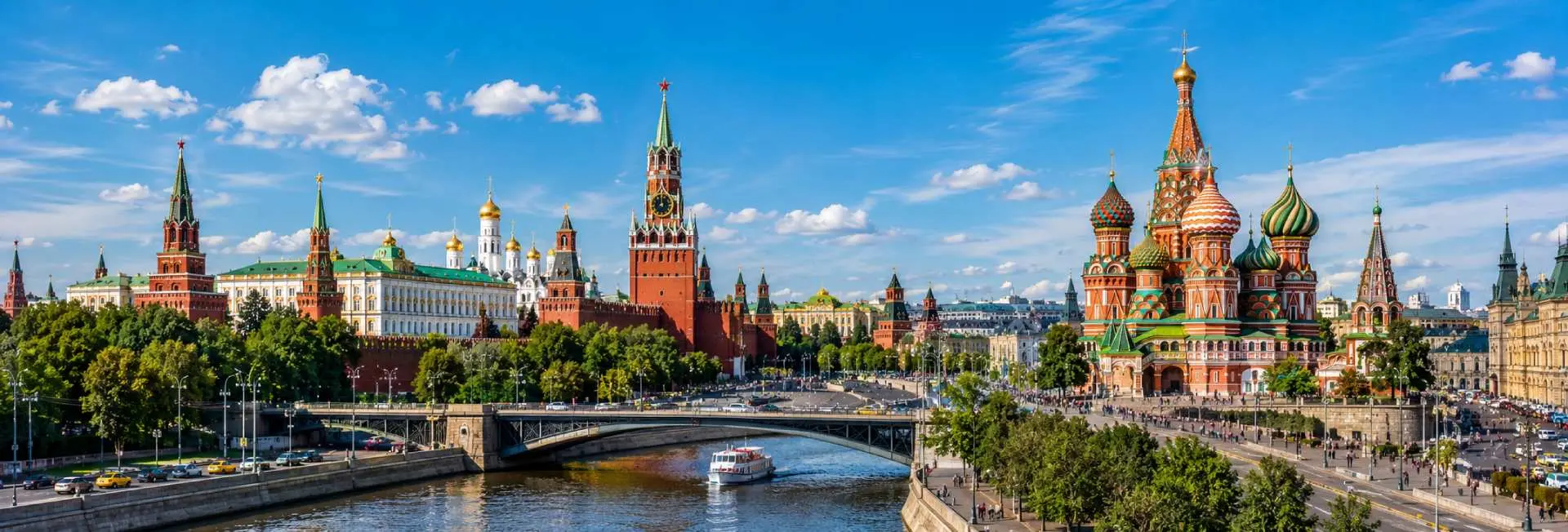 Moscow, Russia skyline with the Kremlin, St. Basil’s Cathedral and Moskva River